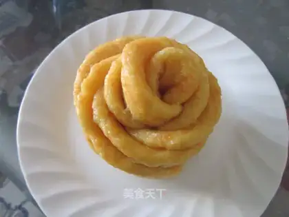 Carrot rose rolls