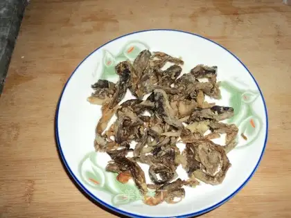 Blow mushrooms