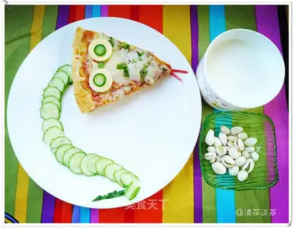 Pizza cucumber salad