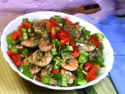 Garlic fans steaming arctic shrimp