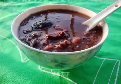 Five beans for porridge