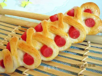 Hot dog bread