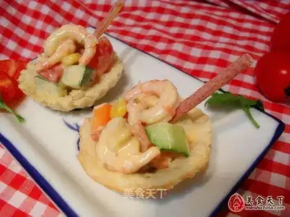 Arctic shrimp salad