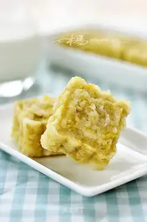 Emerald rice cake