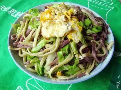 Eggs and noodles