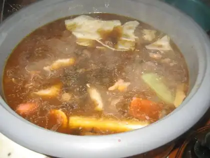 Local chicken hotpot