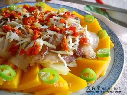 Pork, potato, pumpkin