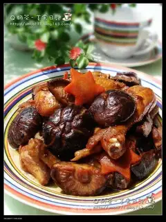 Braised mushroom chicken nuggets
