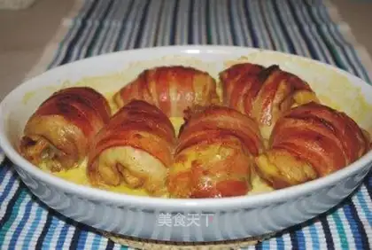 Apple bacon drumstick roll
