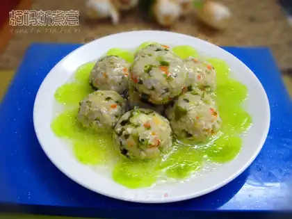 Five-color fish balls