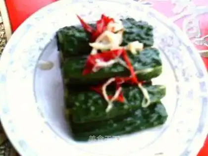 cucumbers and vinegar