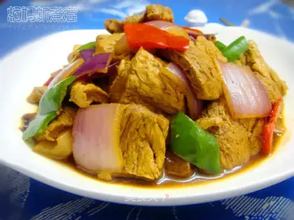 Braised peanut meat with mixed vegetables