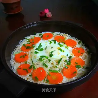 Hanging eggs