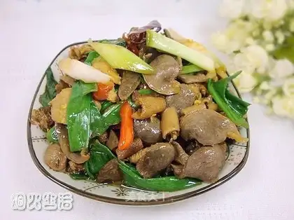 Onions and chicken