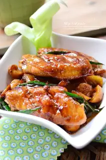 Chestnut chicken wings