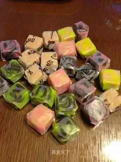 Milk taffy