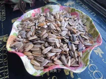 Five sunflower seeds