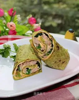 Tuna egg spinach rolls