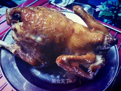 The whole chicken with garlic and honey