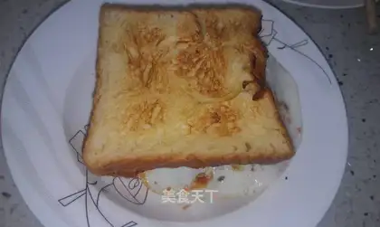 Bacon egg sandwich