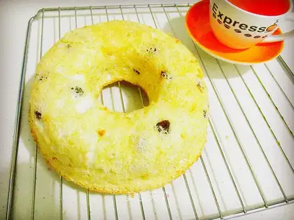Cranberry angel cake
