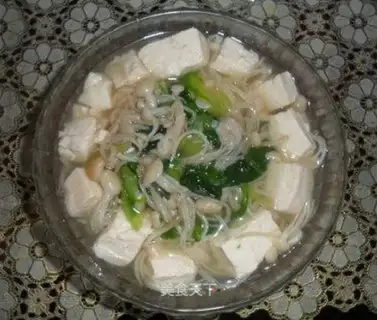 Gold needle tofu emerald soup
