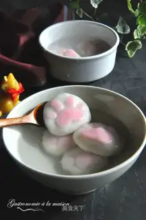 Cat claws