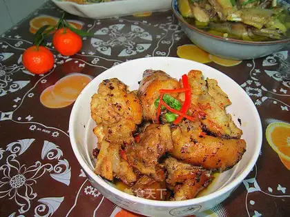 Three pigs' feet