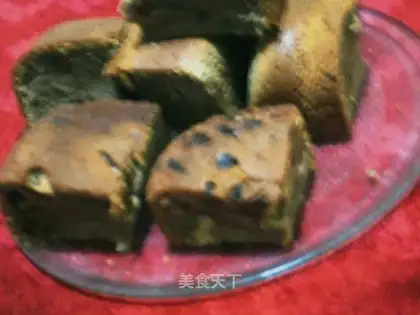 Chocolate nut cake