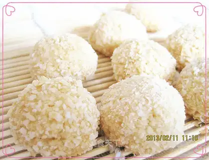 Milk and egg white cocoon ball