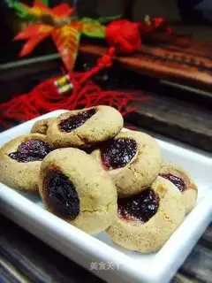 Blueberry sauce cookies