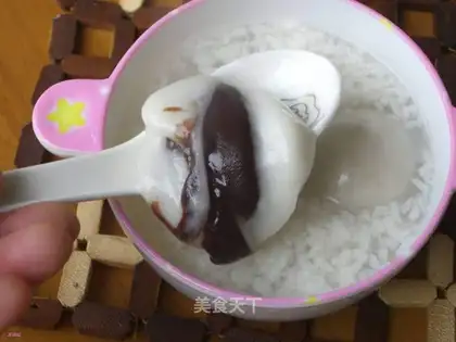 Milky chocolate soup
