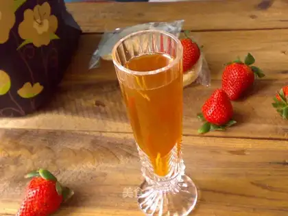 Sweet ginger tea
