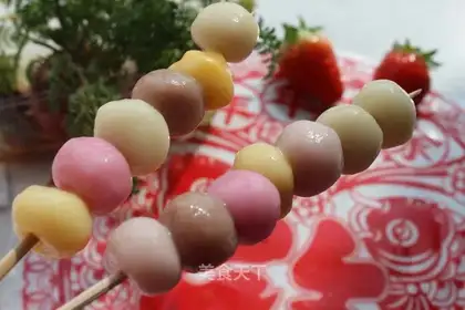 Seven chords of fruit and soup