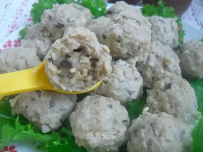 The mushroom meatballs