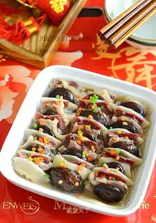 Ham stewed elbows