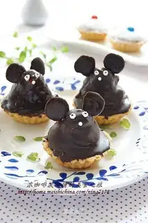 Chocolate Mouse Tower