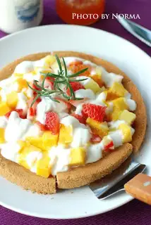 Sour cream cake pizza