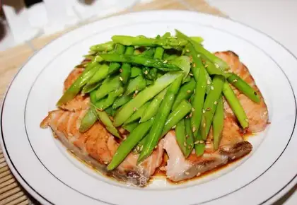 Fried salmon