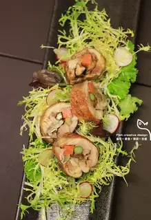 Chicken rolls from the Wizard of Oz