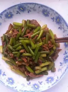 Garlic fried meat
