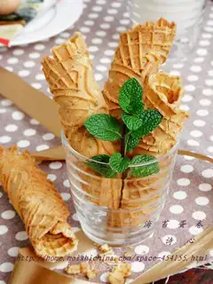 Seaweed egg rolls