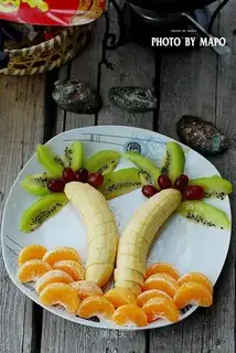 Sunshine beach fruit plate