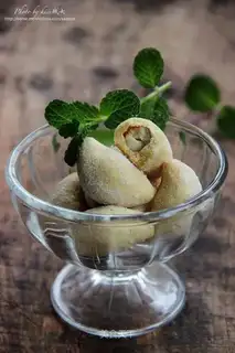 Cashew nuts