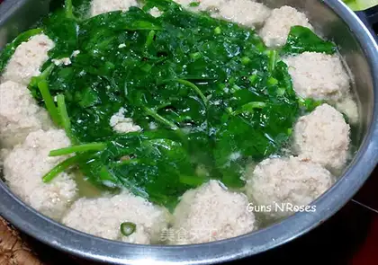 Peas sapling soup