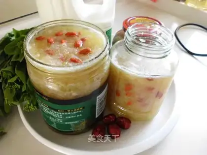 A tea with honey