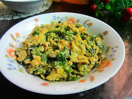 Celery fried eggs