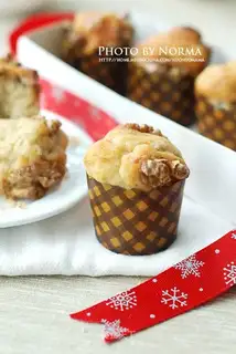 walnut banana cake