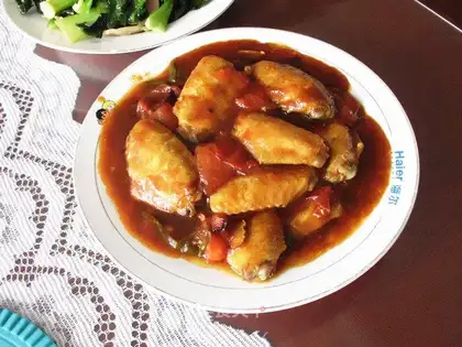 Tomato chicken wings