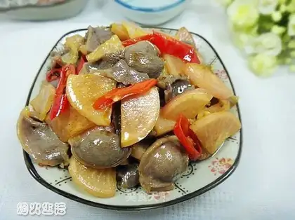 Sour radish, fried chicken